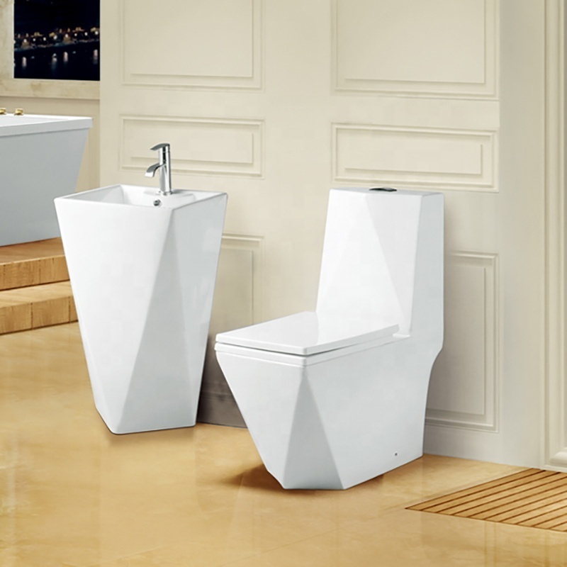 Big Size Diamond Sanitary Ware Washdown P Trap Wc Bathroom One Piece Toilet