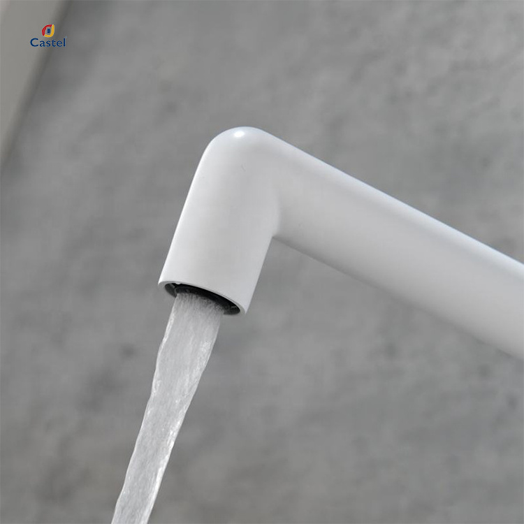 High Quality Simple fashion design Stain resistant durable kitchen sink high-end stainless steel faucet