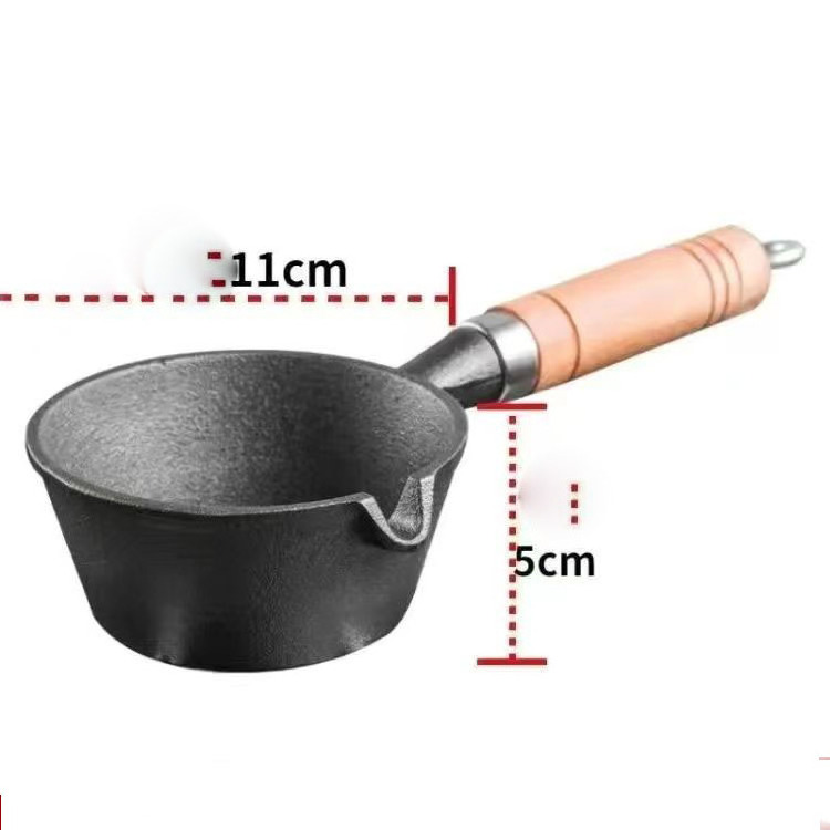 hot selling 11cm Cast Iron Oil Milk Pot with Wooden Handle Omelette Hot Frying Pan