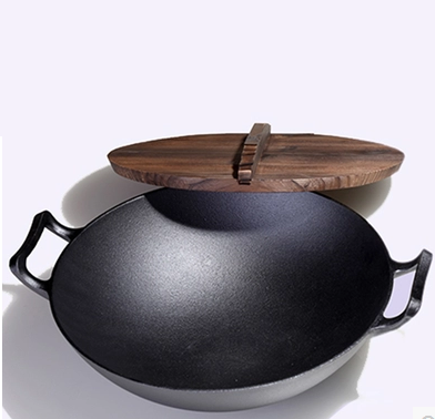 Wholesale Non-stick Cast Iron Woks Cookware Set Frying Pan with Double Iron Ears and Wooden Cover