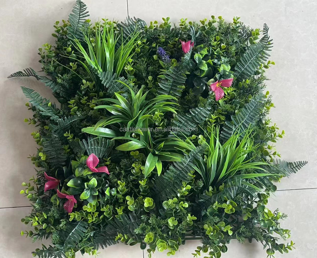 Customized Evergreen Artificial Plants Grass Wall Tropical Jungle Style Artificial Greenery Plant Backdrop Fake Hang Plant Wall