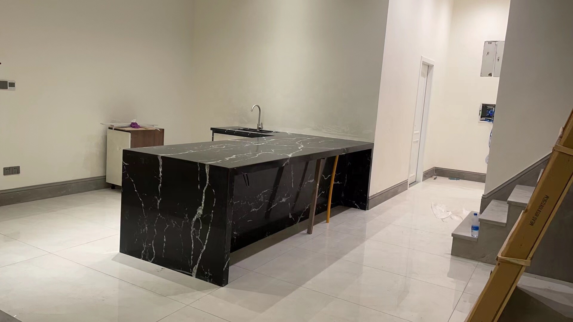 Factory High Density Quartz Slab white countertops vanity tops countertop quartz marble slab calacatta black solid table surface