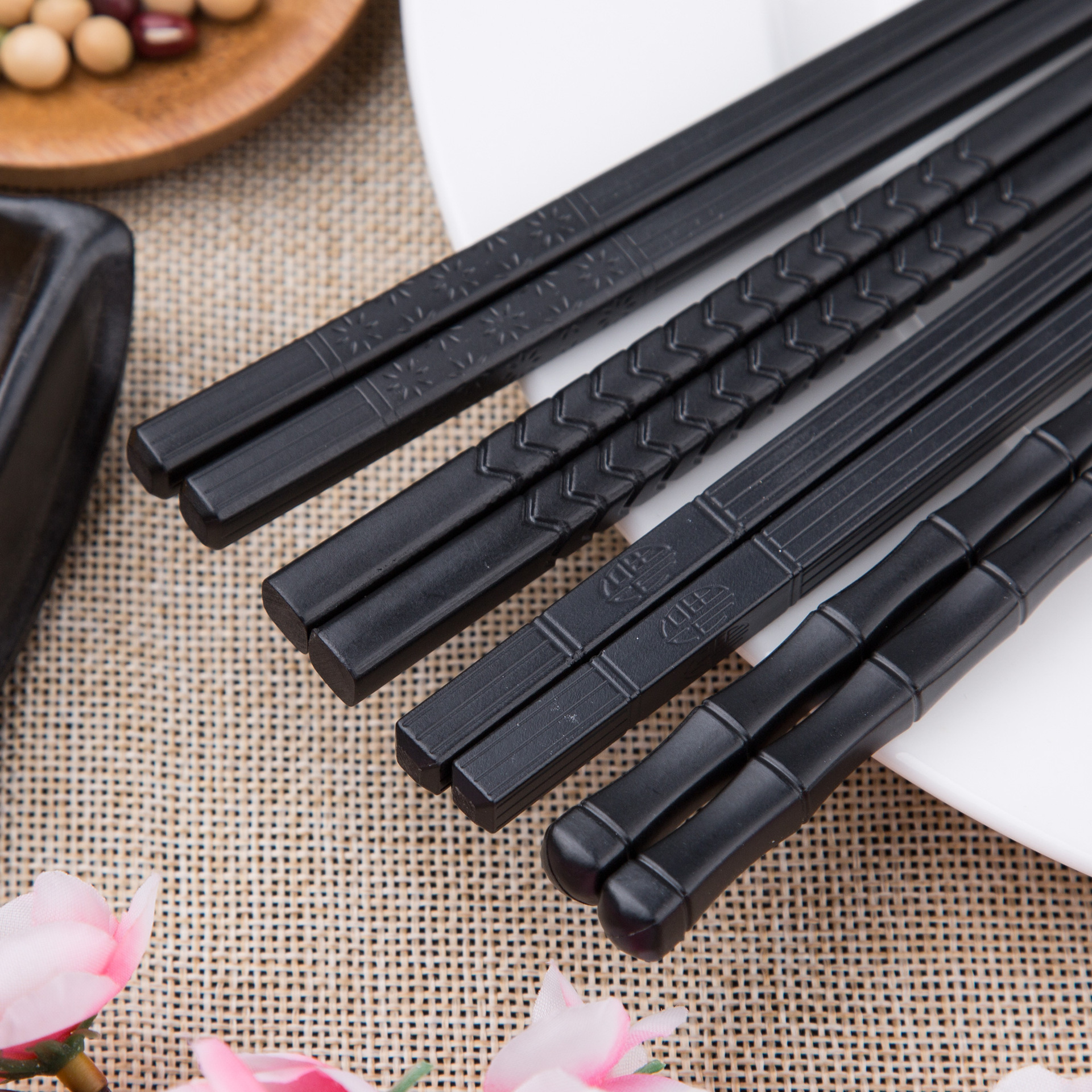 Oem Food Grade Fancy Custom Logo Printed Recycled Black Fiberglass Chopsticks Safe