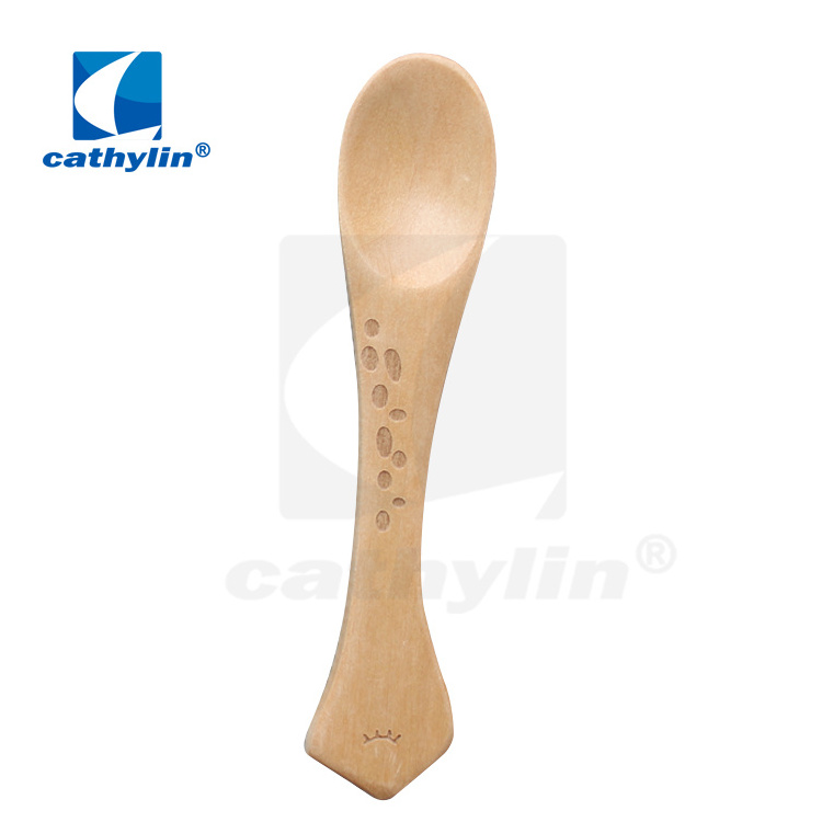 Cathylin kid using disposable cute small ice cream wooden animal spoon