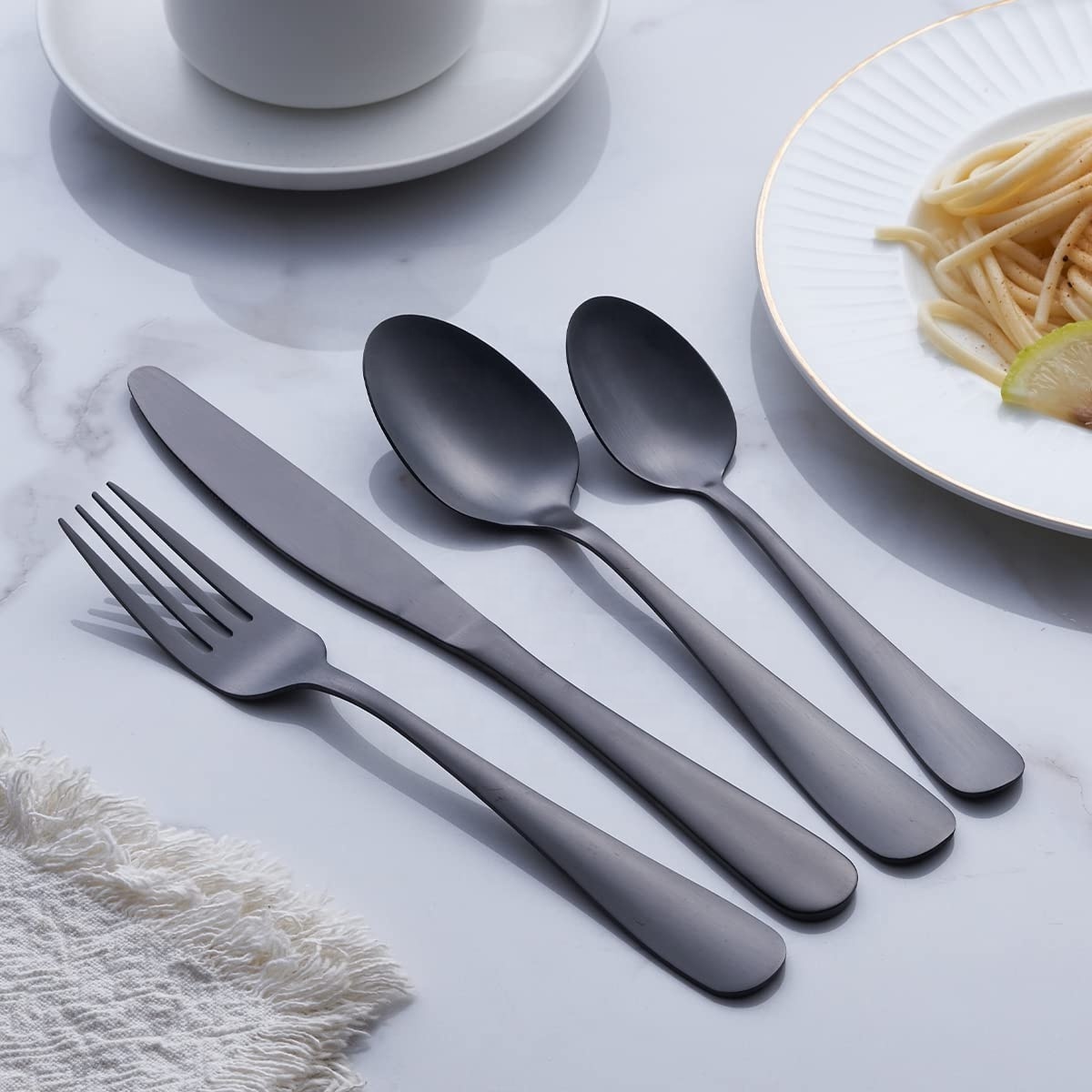 Low Price Stainless Steel Spoon And Fork Set Metal 24 Piece Black Cutlery Flatware Sets With Cutlery Rack