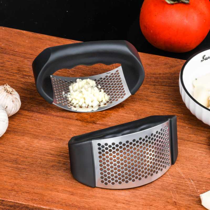 Free Sample Kitchenware Hand Chopper Manual Tabletop Garlic Chopper Crusher Stainless Steel Garlic Press