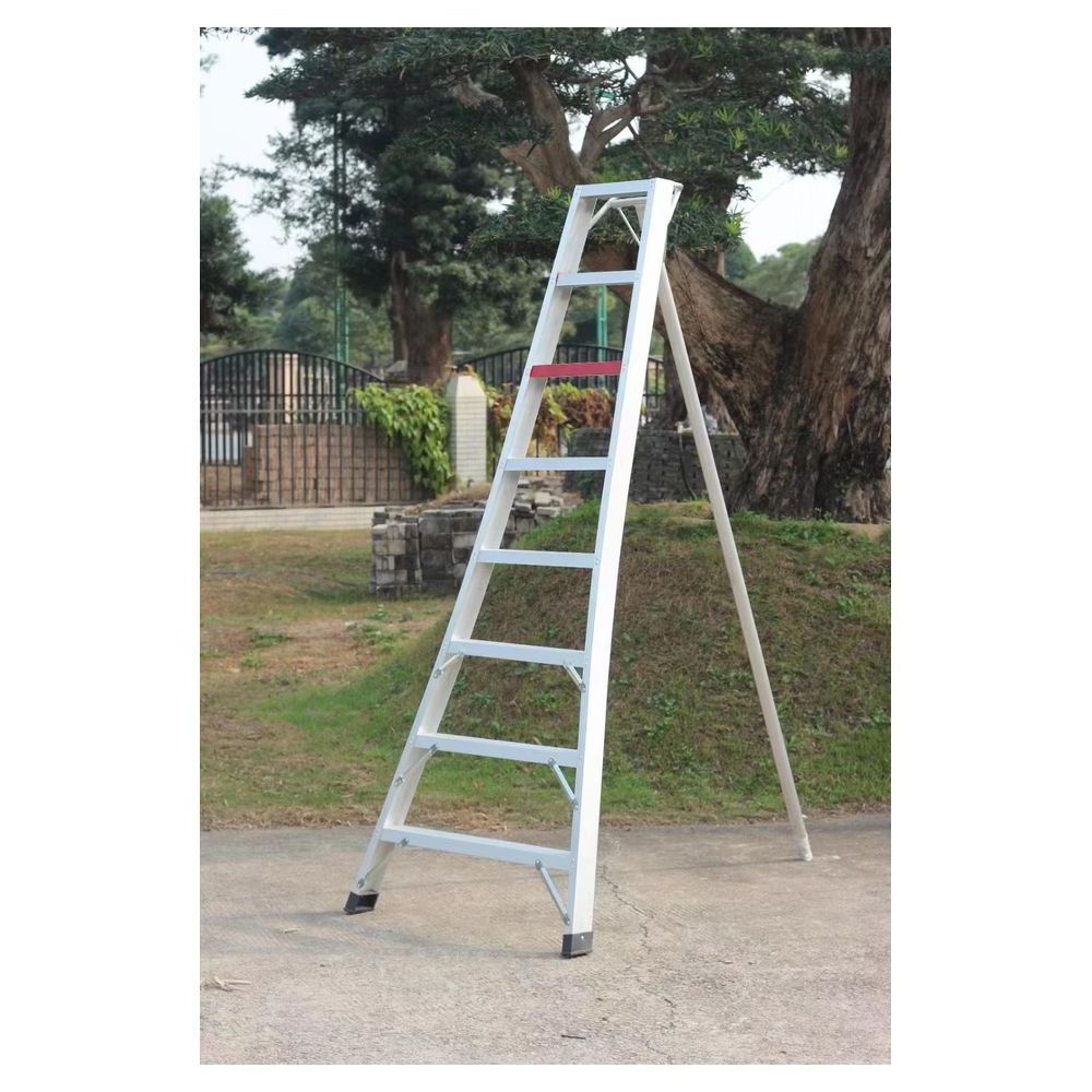 CBDMART Modern Style Household Portable Aluminium Step Ladder 4 Steps Domestic Ladder Extendable Aluminum Ladder