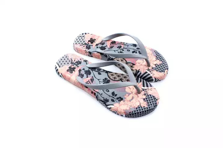 2022 Promotional Custom Footwear Pvc Ipanema Slippers Women Flower Flip Flops