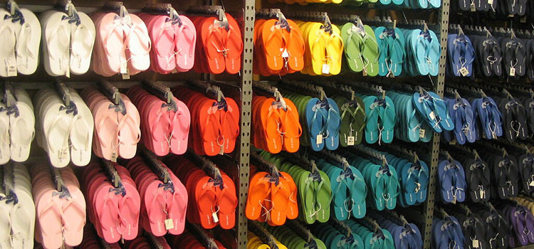 Wholesale Promotional Colorful Printed Women Flip Flops Cheap Price EVA Rubber Beach Slippers  Custom Various Brands Flip Flops