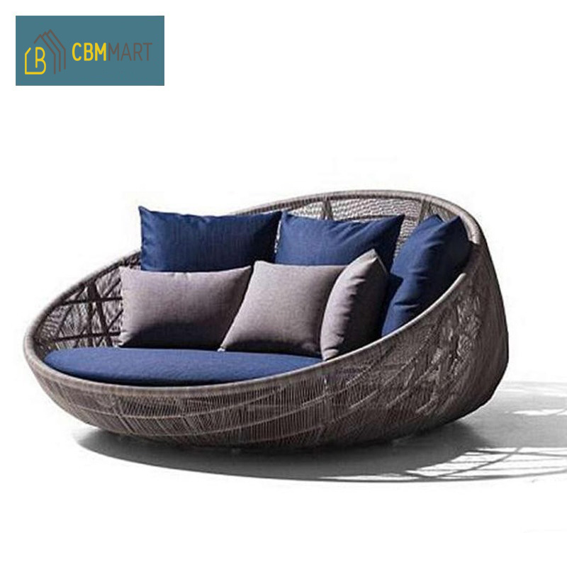 Daybed Outdoor Furniture Waterproof Round Swing Bed Garden Rattan Sun Bed Outdoor Sofa