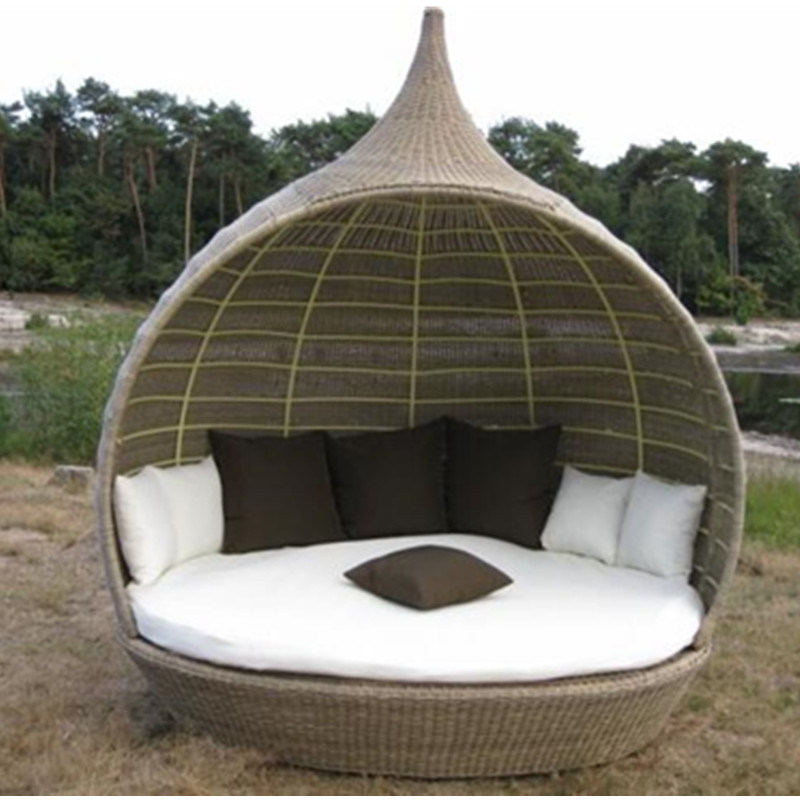 Modern Indoor Leisure Egg Sofa Outdoor Garden Furniture Round Outdoor Wicker Sofa Beds Patio Rattan Beach Beds