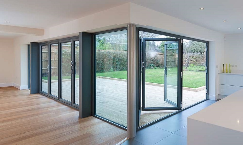 Standard Patio Black Aluminum Frame Glass Stack Bifold Doors Sliding Doors