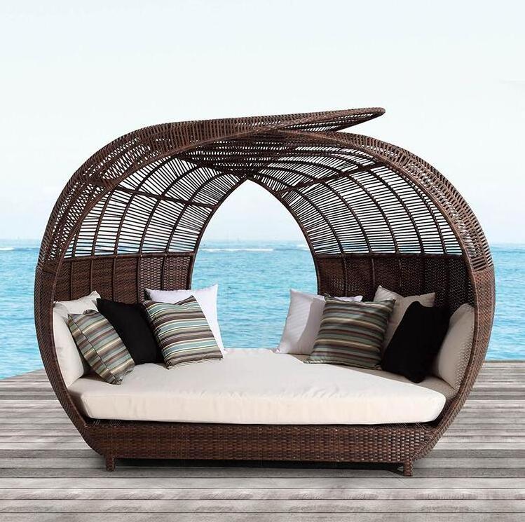 Modern Indoor Leisure Egg Sofa Outdoor Garden Furniture Round Outdoor Wicker Sofa Beds Patio Rattan Beach Beds