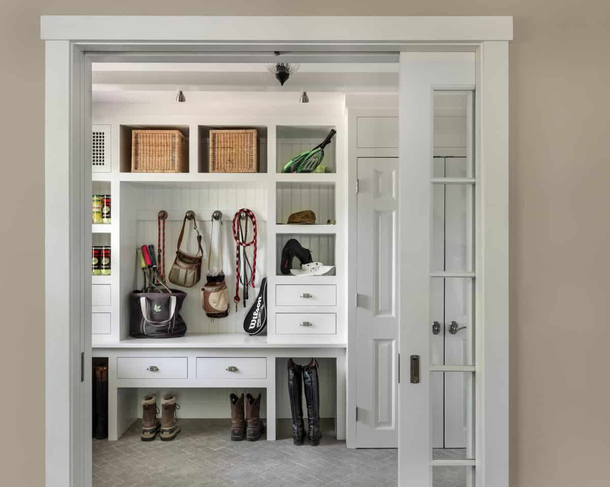 Mudroom Cabinet Furniture Storage Build in Bench Mudroom