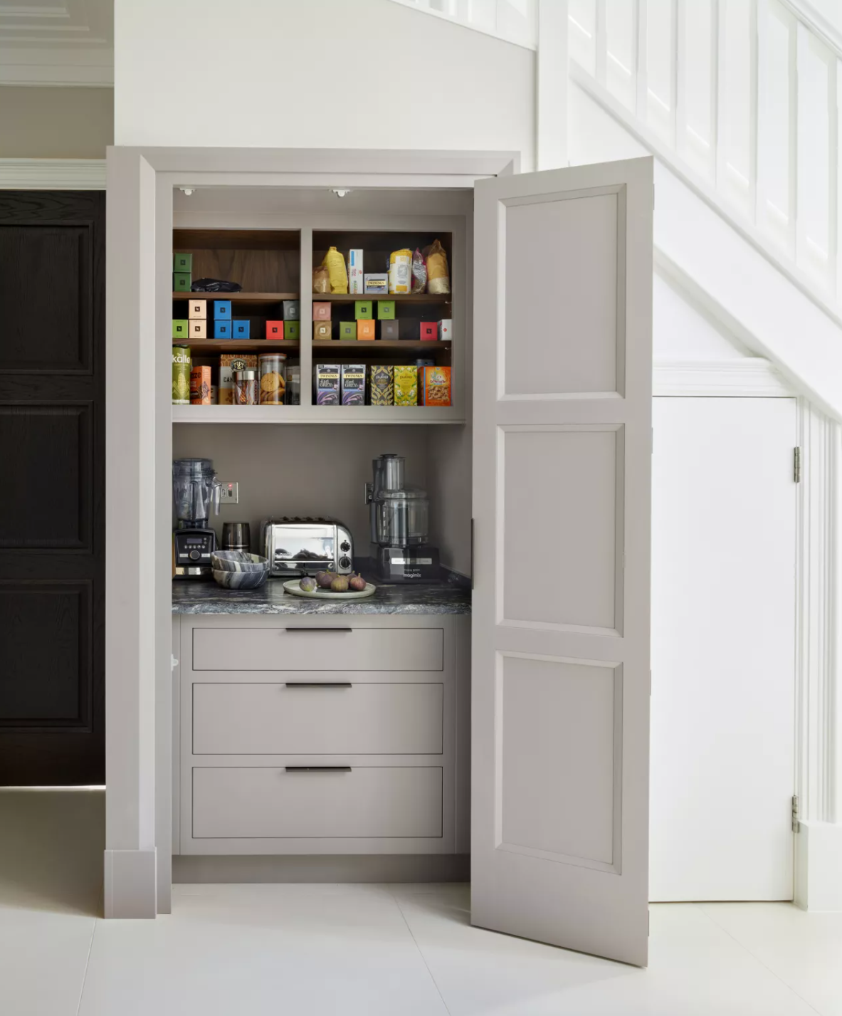 Customized Solid wood Pantry with big Storage space