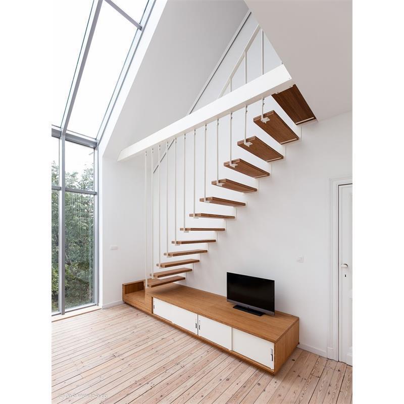 Mono Stringer wood tread floating staircase with led light