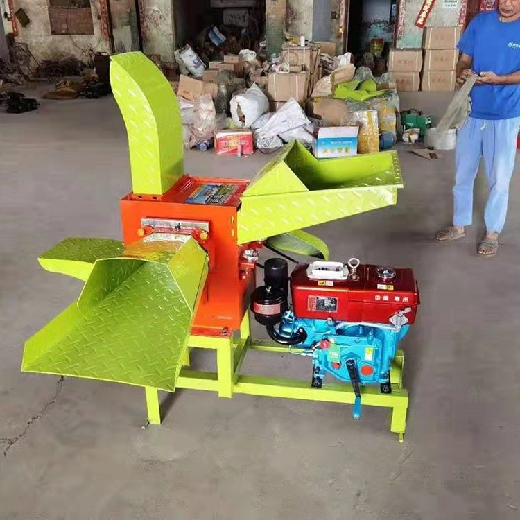 Top sale 3.8/8T hay forage chopper small chaff cutter machine with diesel engine grass chaff cutter machine animal feed