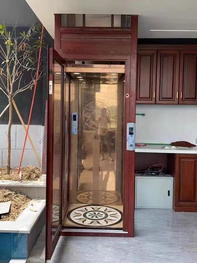 Small Indoor-Outdoor Hydraulic Traction Elevator for Home for Two to Four Floors for Small Duplex Villas or Self-Built Houses