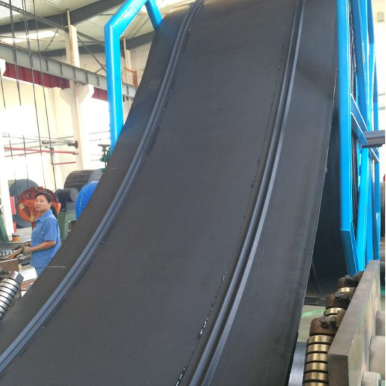 Large Angle Rubber Sidewall Conveyor Belt EP200 Fabric Custom Cutting and Moulding Processing Services Available for Sale