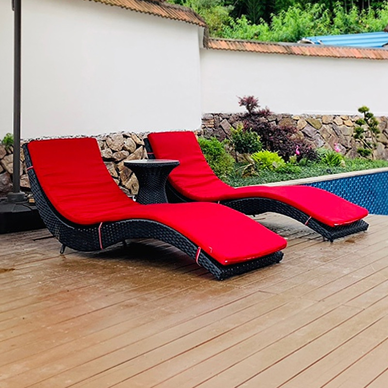 New Design Outdoor Furniture All Weather Hotel Outdoor Swimming Pool Sun Chaise Lounge Rattan Daybed