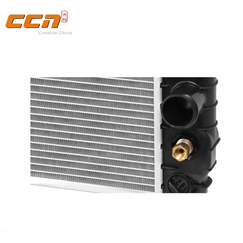 Auto Spare Parts Water Cooling System Oil Cooler Radiator Copper Aluminum Car Radiator for Honda Toyota suzuki BMW F10 Radiator