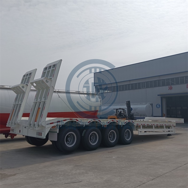 Shipping Container 3/4/5Axles Container Chassis 40ft Container Gooseneck Excavator Transport Semi Trailer