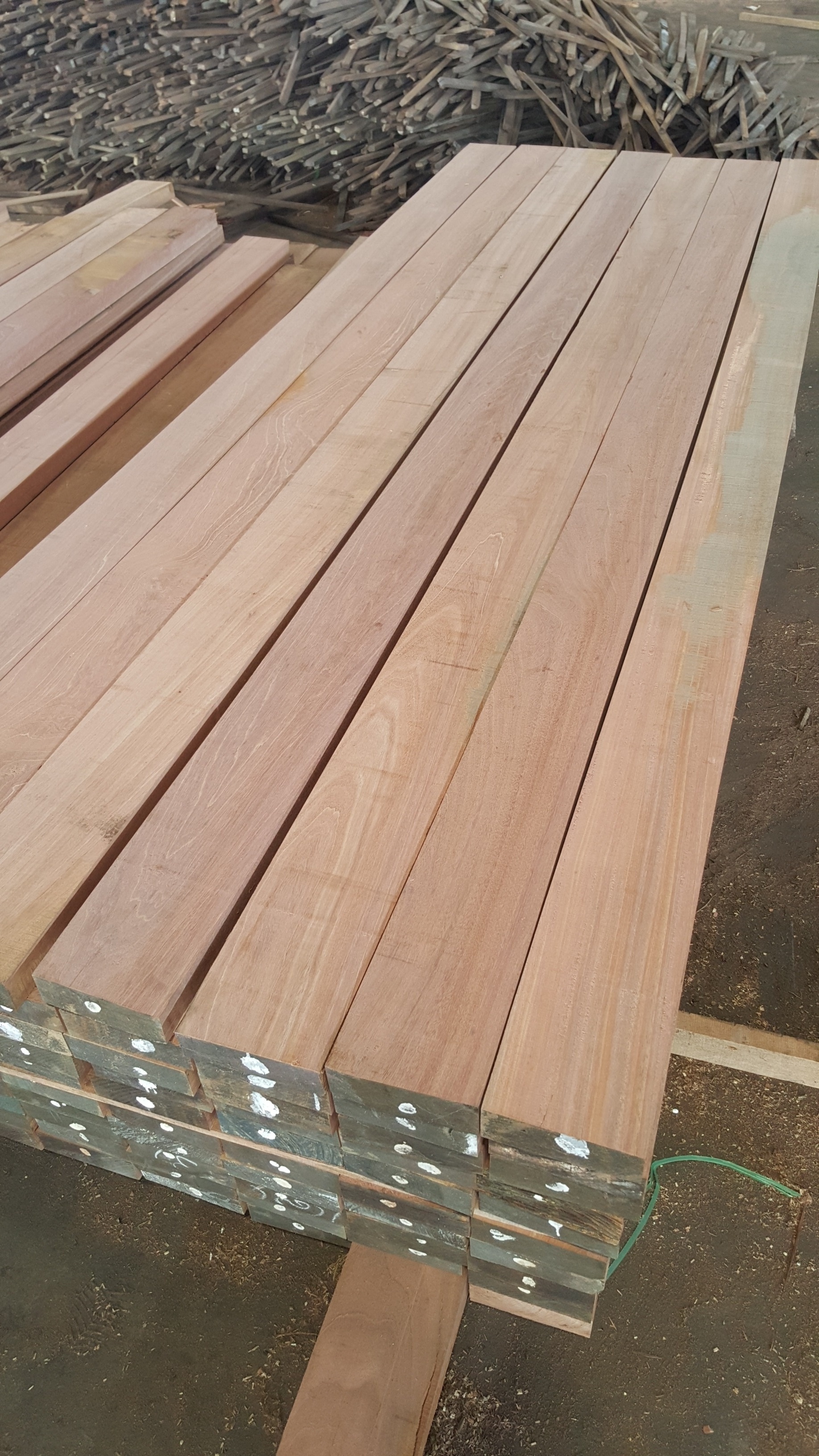 Red Balau Sawn Timber Wood