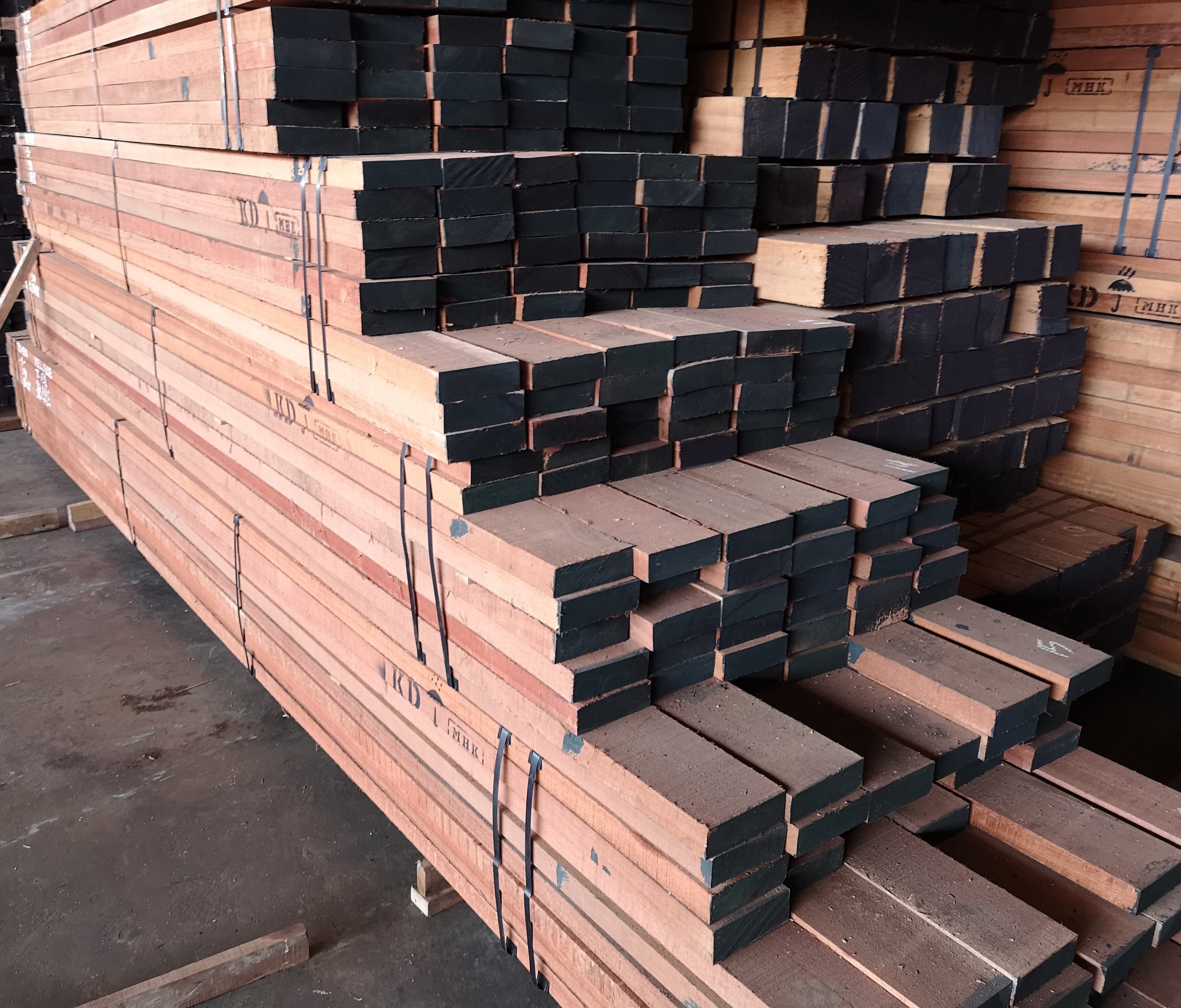 Red Meranti Wood