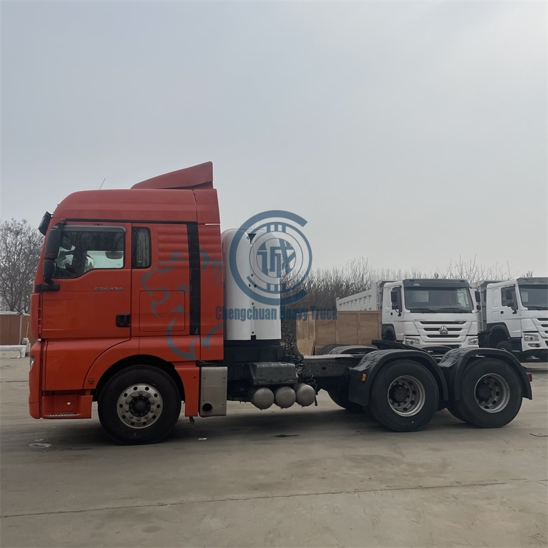 Sitrak 6x4 tractor truck howo  price excellent condition euro 6 CNG LNG tow truck used heavy  truck head Sinotruck