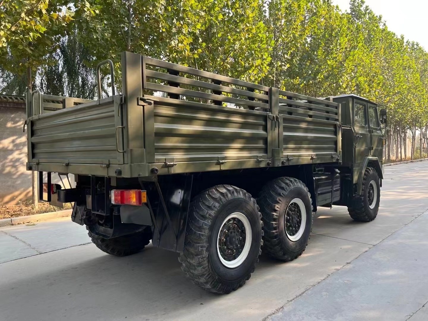 used Shacman 6x6 10 wheeler Dump Truck Tipper Truck All-wheel Drive Truck