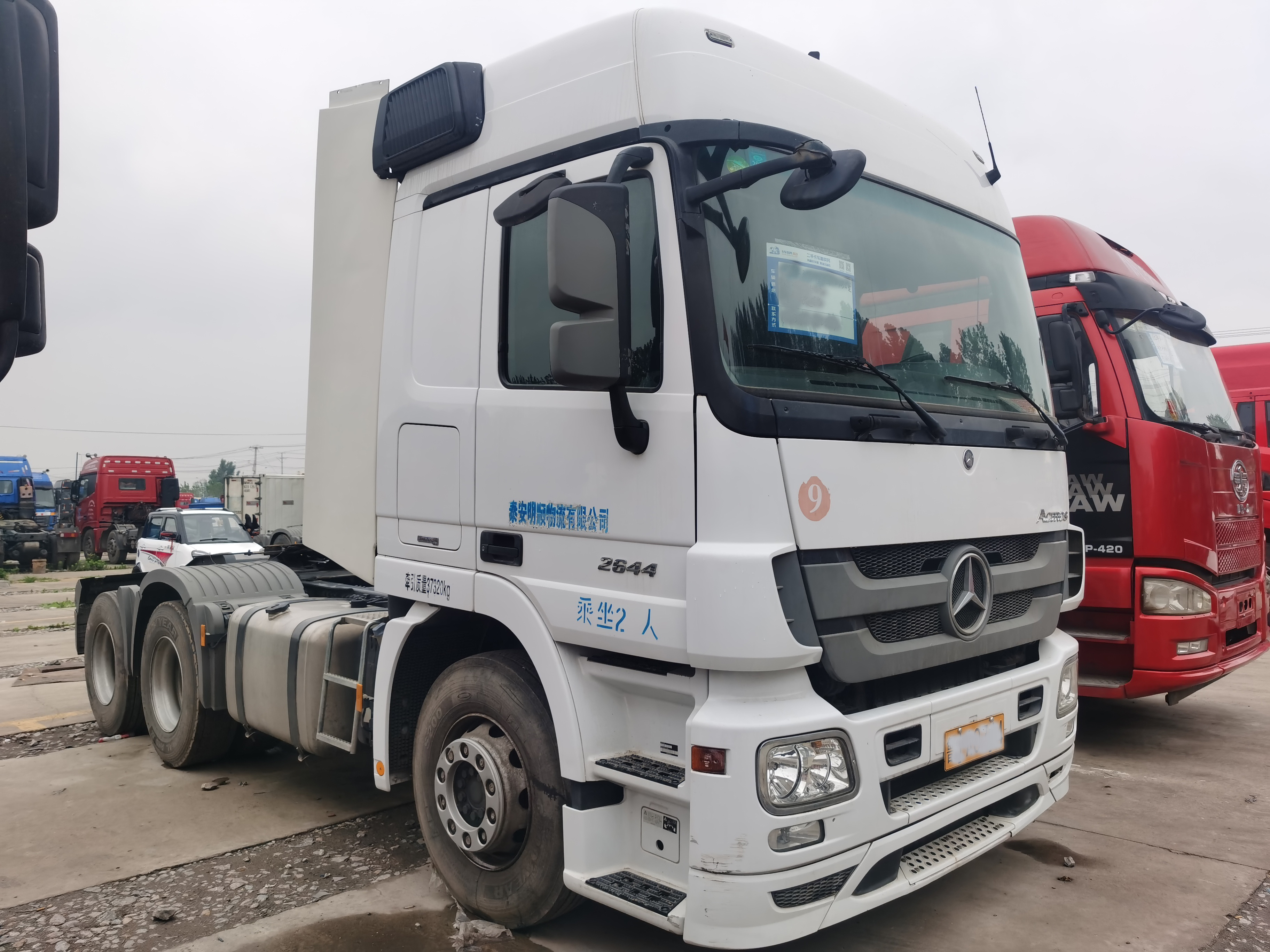 Original Germany Second hand  Benz truck head with cheap price and good  quality  Tractor Trailer used truck