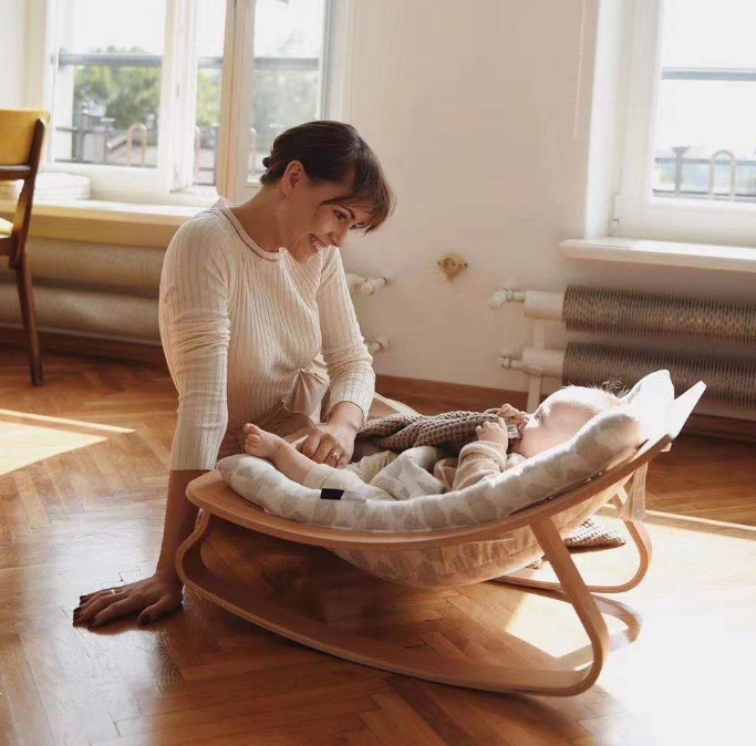 Children Furniture Wooden Rocking Chair For Baby Sleep Kids Sofa Indoor Natural Baby Bouncer Swinging Chair For Babies Nursery