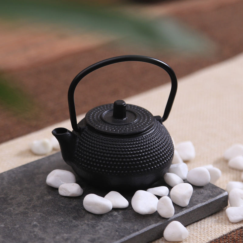 Mini colorful cast iron teapots Japanese small cute oem logo and packaging custom wholesale tea sets