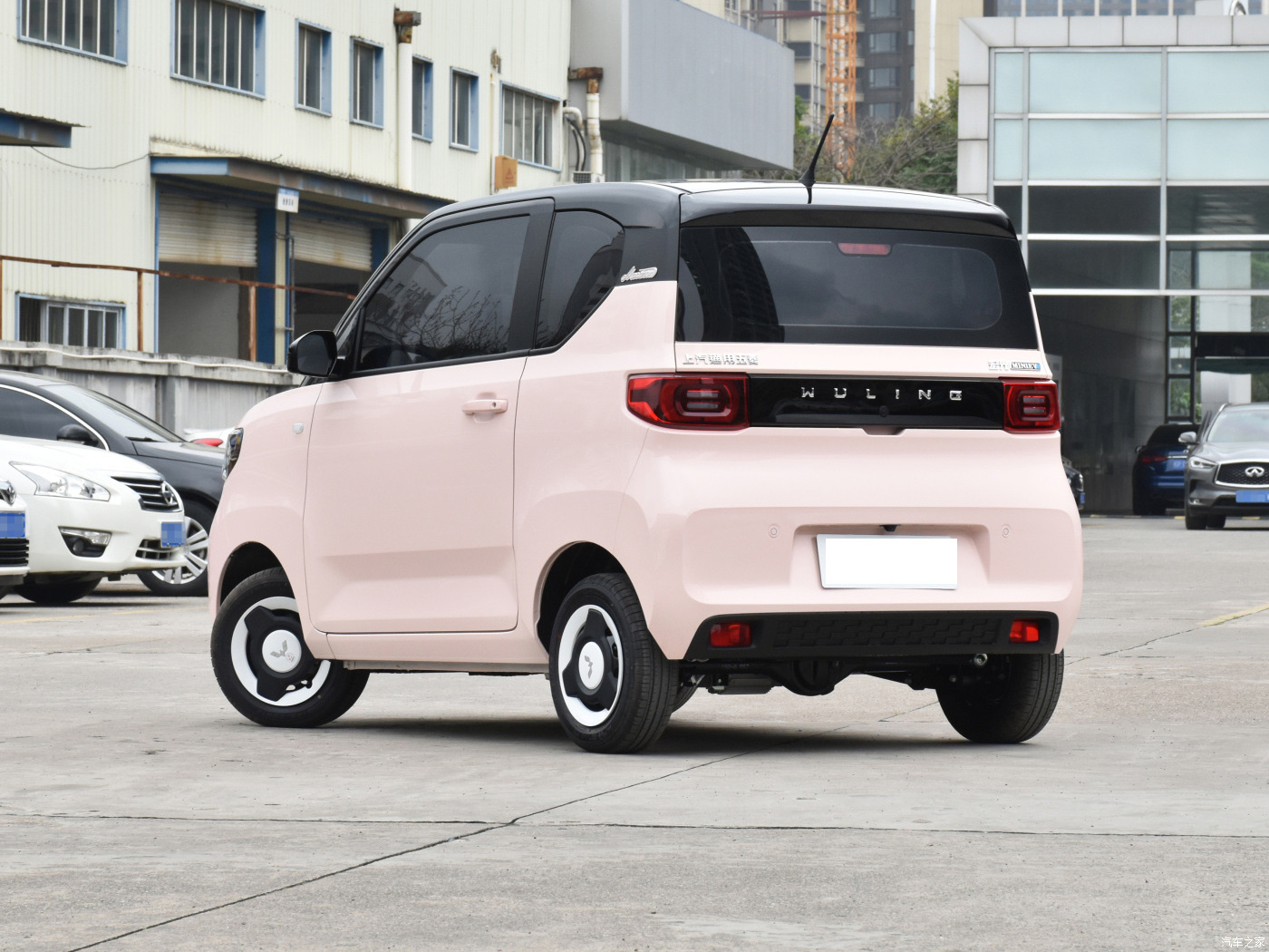 2023 Pink Wuling Hongguang Mini Macaron Electric Vehicle EV Car