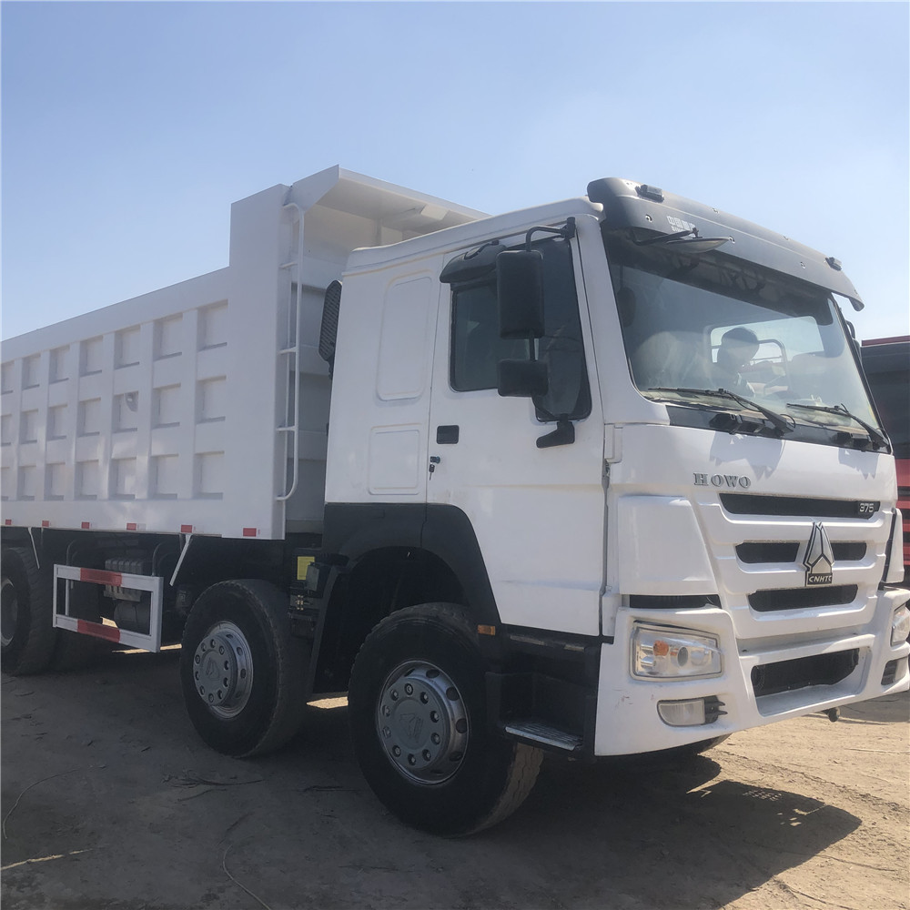 Used 12 wheeler 8x4 brand used sinotruck cargo truck tipper truck for sale in nigeria