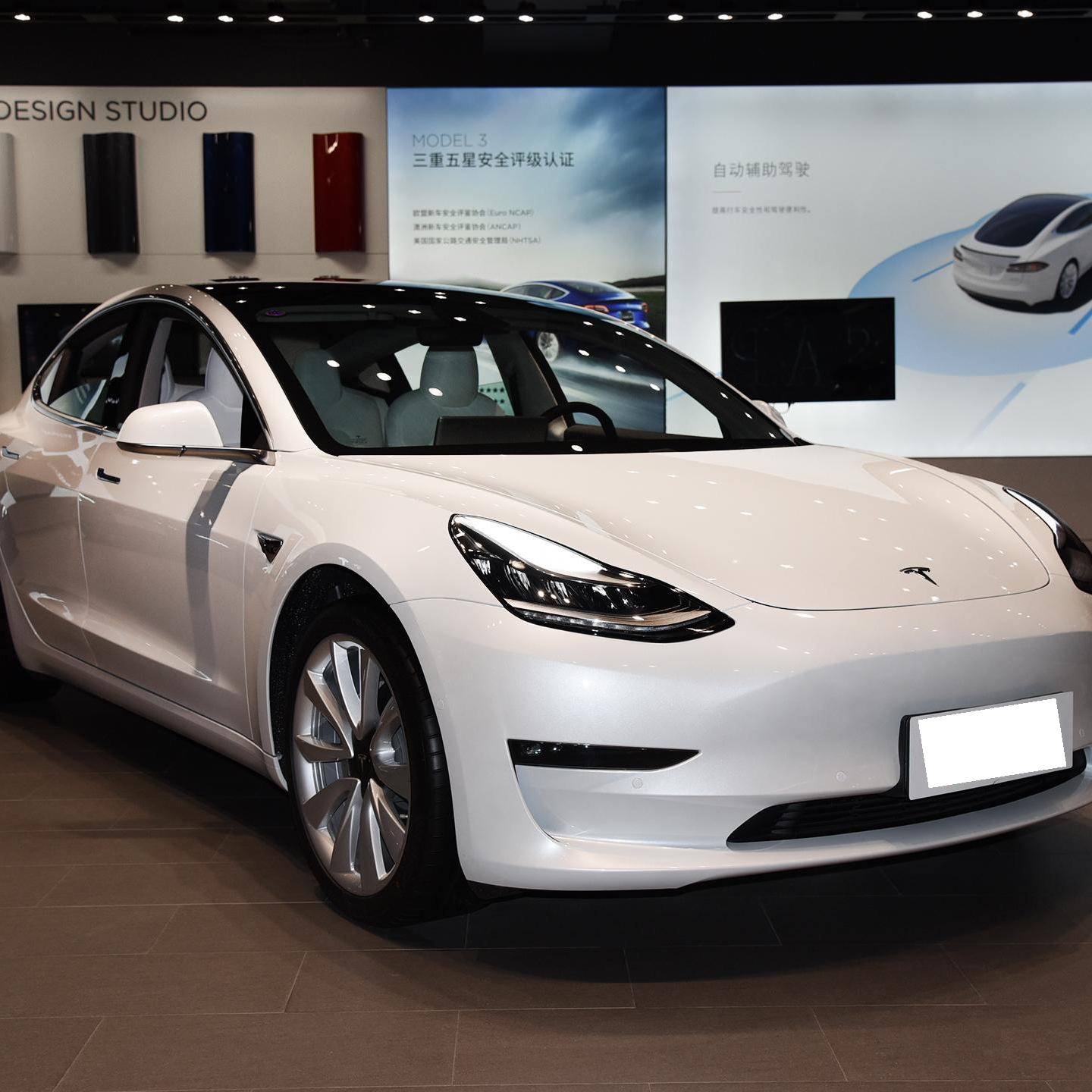 2023 Cheap Price 4 Wheels Tesla EV Model 3 Electric Cars