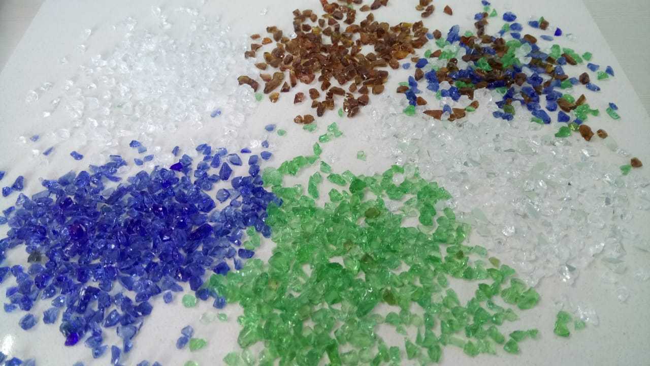 how to fix glass mosaic tile chipping manufacturer clear crystal brown Crushed glass cullet chips beads for craft terrazzo floor