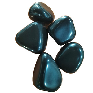 High Polished Jade Green Pebbles Stone Rocks Cheap price glass pebble clear green with flat backing glass pebbles