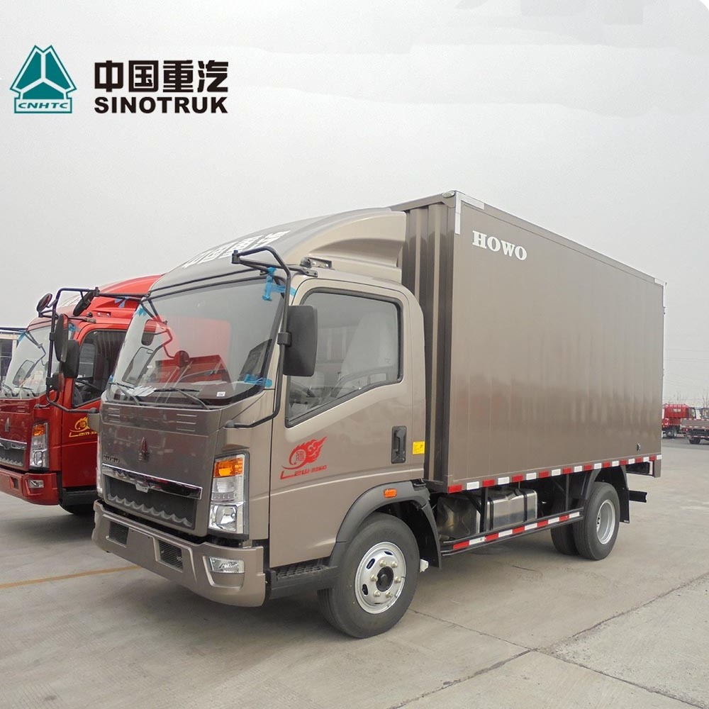 Dongfeng /Sinotruck 4X2 3tons 4tons closed van truck