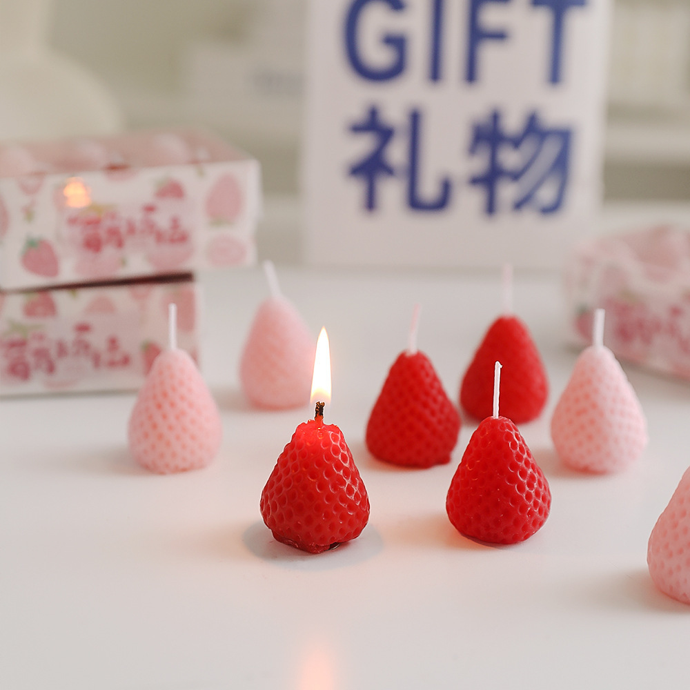 Romantic Love Scented Candles Fruit Strawberry Mini Wax Scented Candles Birthday Gifts Candles With Gift Box For Valentine's Day