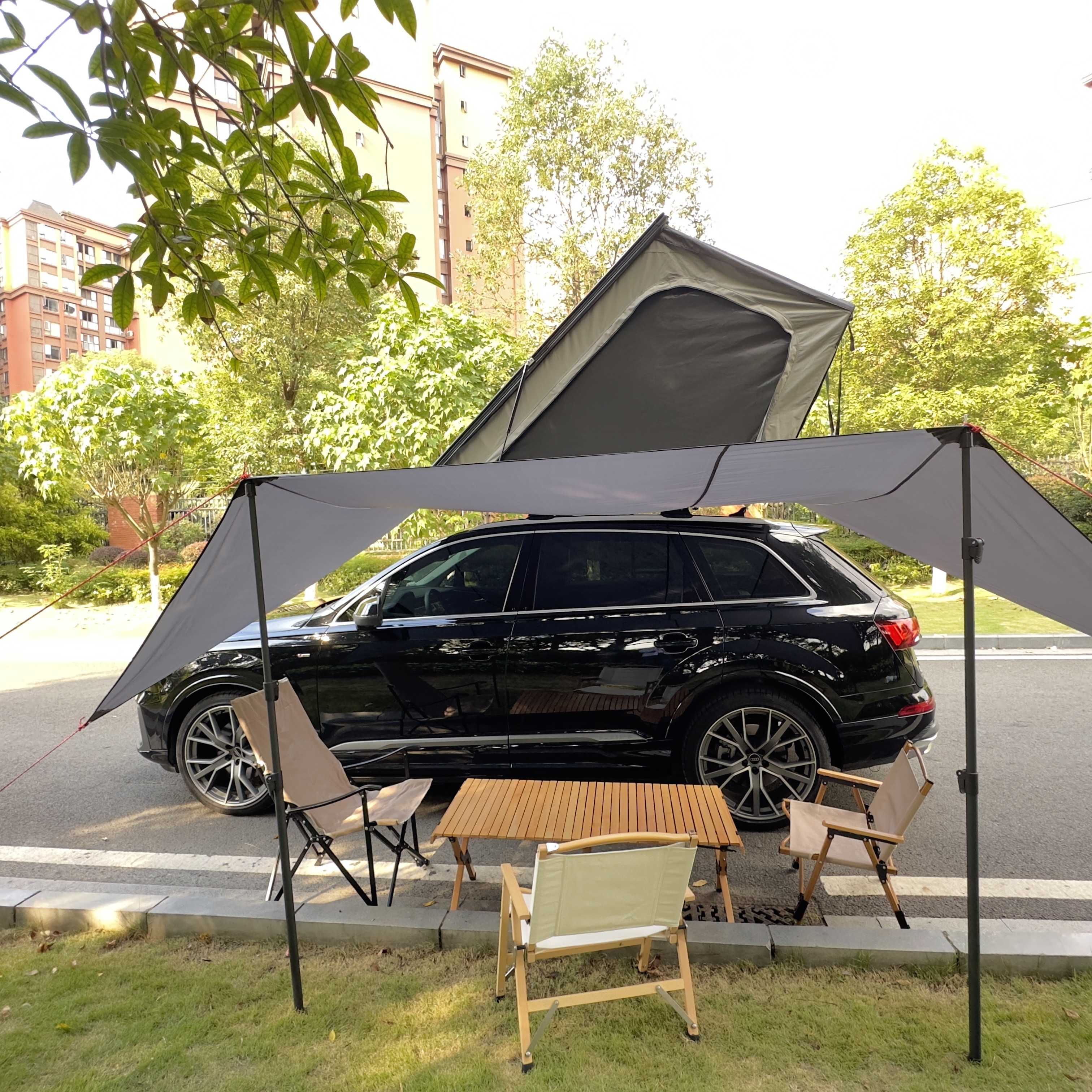 Hot Selling SUV 4x4 Car Skylight Waterproof Hard Shell Roof Top Tent For D Camping Aluminum Rooftop Tent With Annex