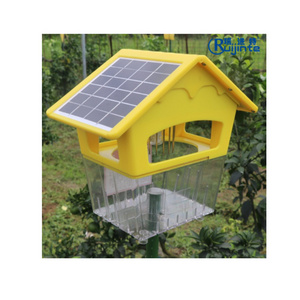 Wholesale MINI Solar trap with Agriculture Pest Control Effective UV fly trap Physical Control Farm Fly Trap Catch Flying Insect