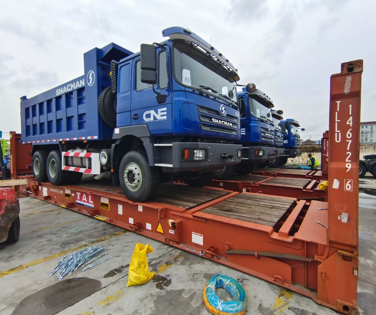 Shacman Factory Low Price Used F3000 Shacman 6x4 20 Tons Camion Benne Dump Truck