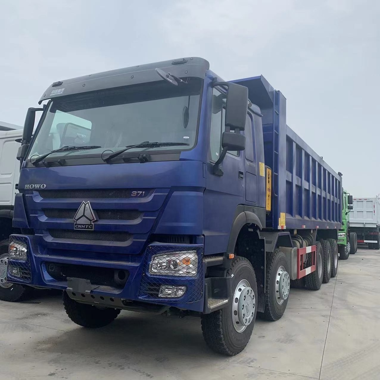 Best Price Condition Factory Original price Sinotruck Howo 14 Wheeler 10X6 Dump Tipper Truck