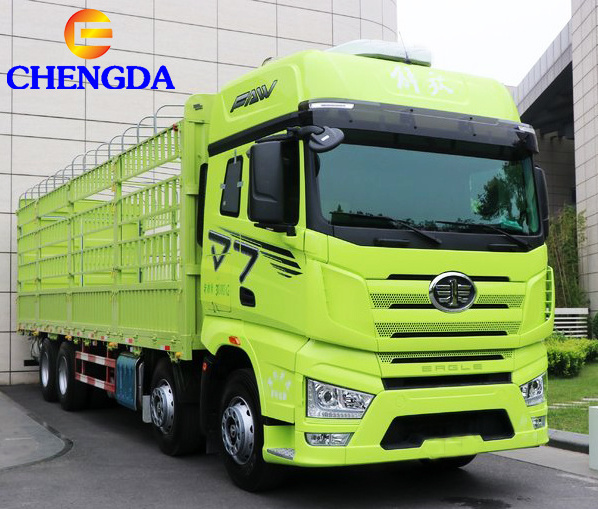 Howo Used 10 Wheeler 371HP Chassis Van Fence Cargo Transport Truck For Sale