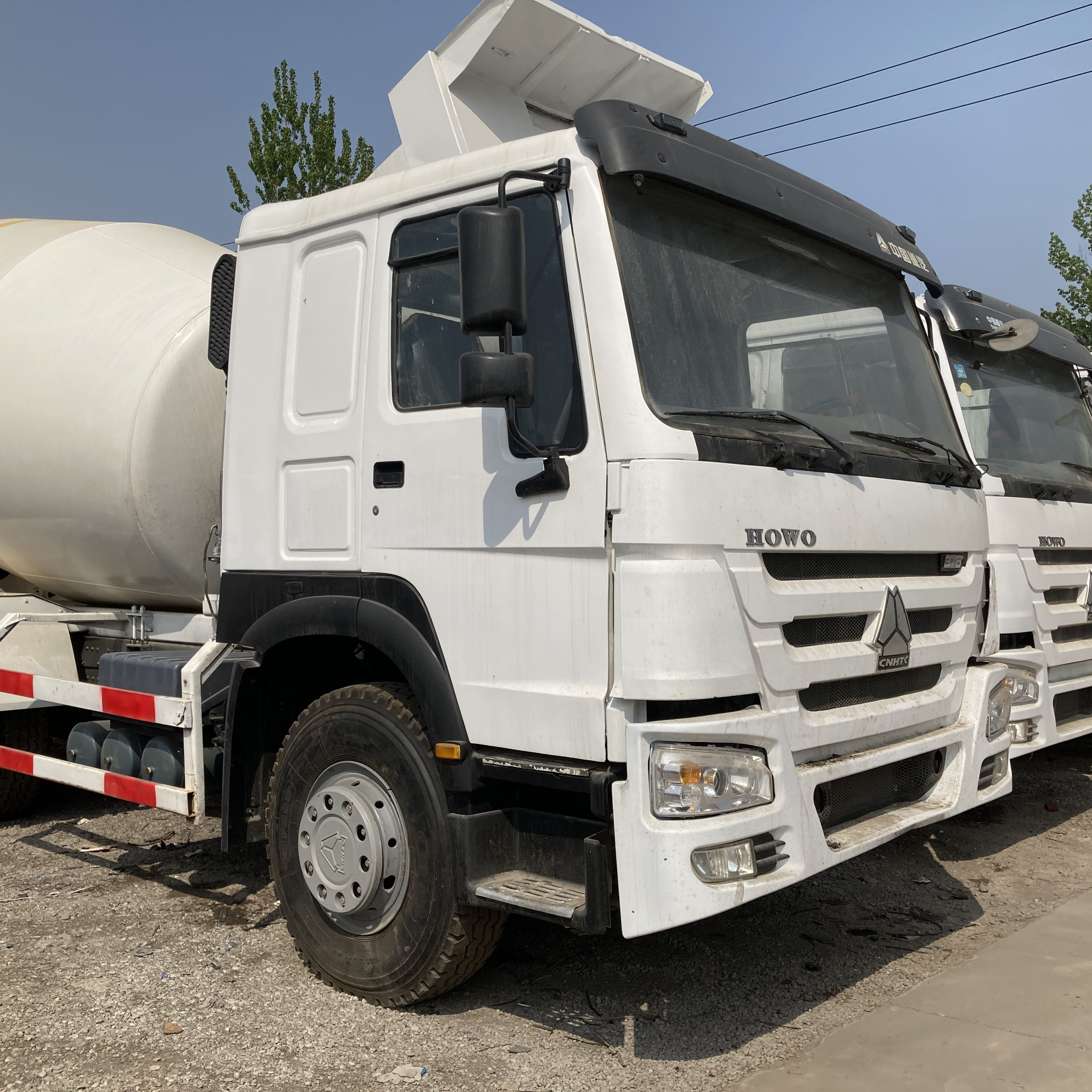 Used HOWO Truck Mixers 6*4 Cement Concrete Mixer Truck