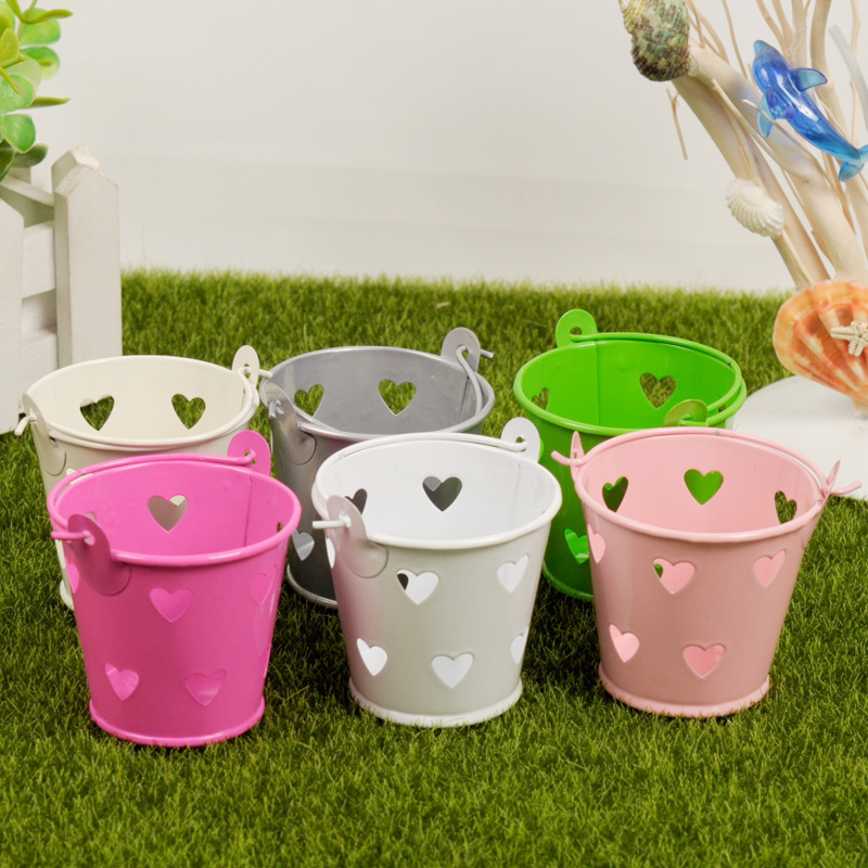 Small Galvanized Baskets Colorful Tin Flower Planters Love Heart Mini Metal Buckets with Handles