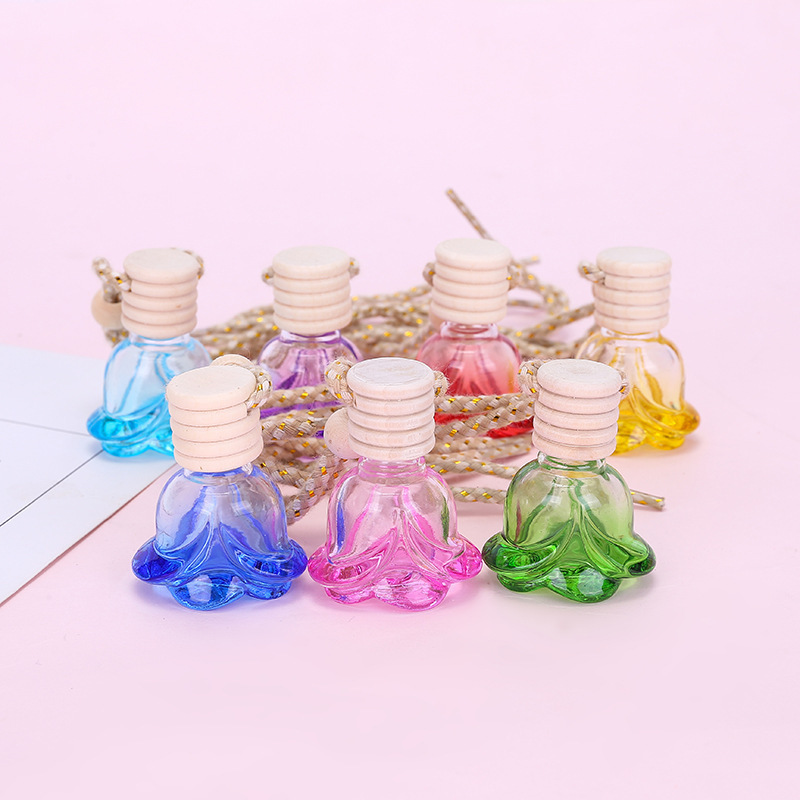 Car Perfume Bottle Pendant Essential Oil Diffuser Ornaments Air Freshener Pendant Empty Glass Rose Flower Shape Bottle