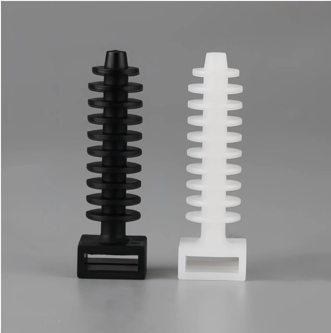 Nylon plastic gecko type tie fixing seat