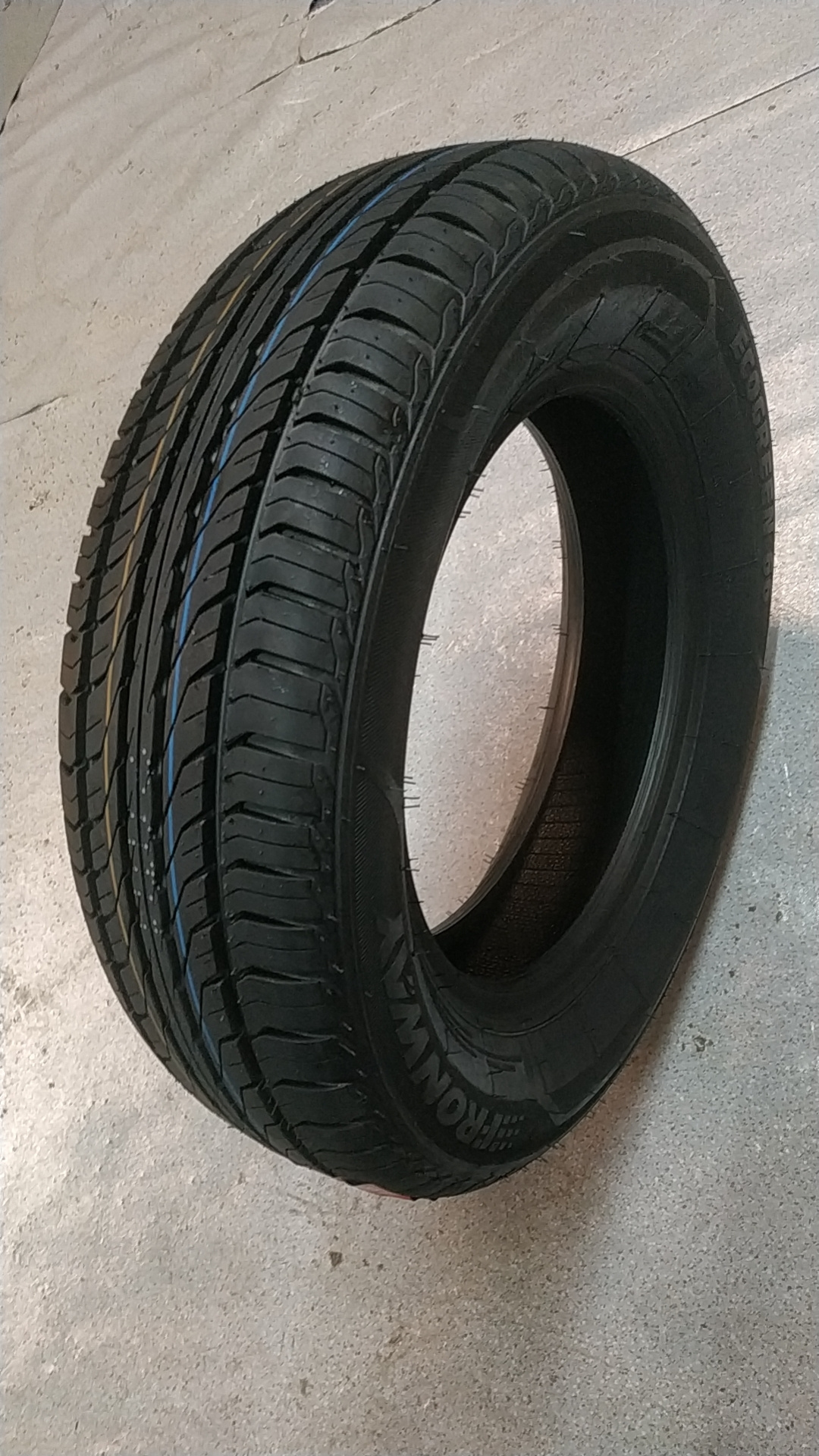 Linglong 185/60R13 Passenger Car Tires Wheel Tyre for Cars in Dubai Dubai Tyre